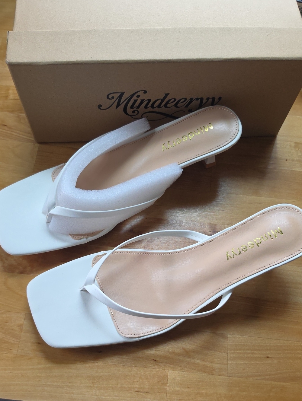White Square-Toe Thong Heeled Sandals for Women